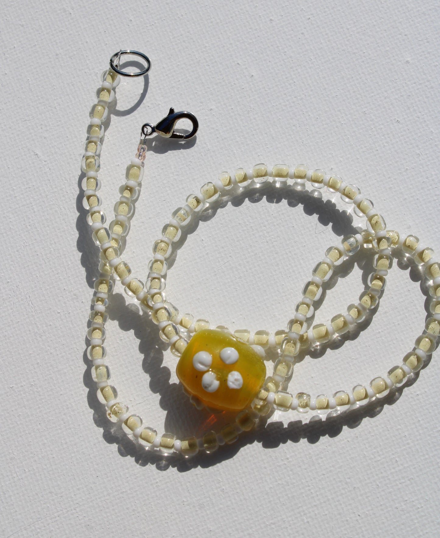 Laizy Daisy Necklace